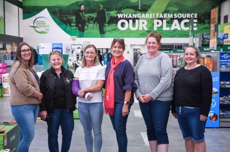 NZ Women Dairy Farming LR-35 NZ Women Dairy Farming LR-35